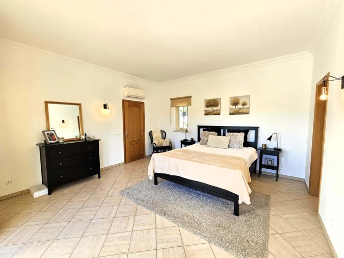 Moradia T5 para Venda em Lagoa e Carvoeiro Foto 21