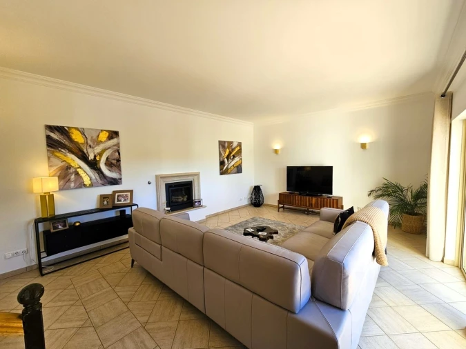 Moradia T5 para Venda em Lagoa e Carvoeiro Foto 28