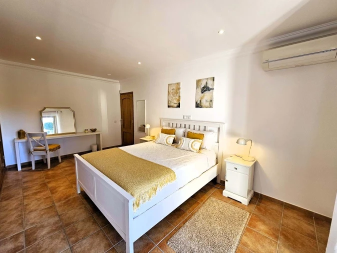 Moradia T5 para Venda em Lagoa e Carvoeiro Foto 40