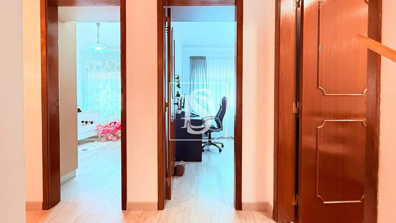Apartamento T3 para Venda em Moita Foto 7