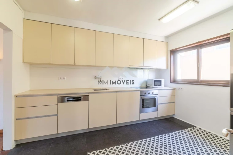 Moradia T6 para Arrendamento em Lordelo do Ouro e Massarelos Foto 10