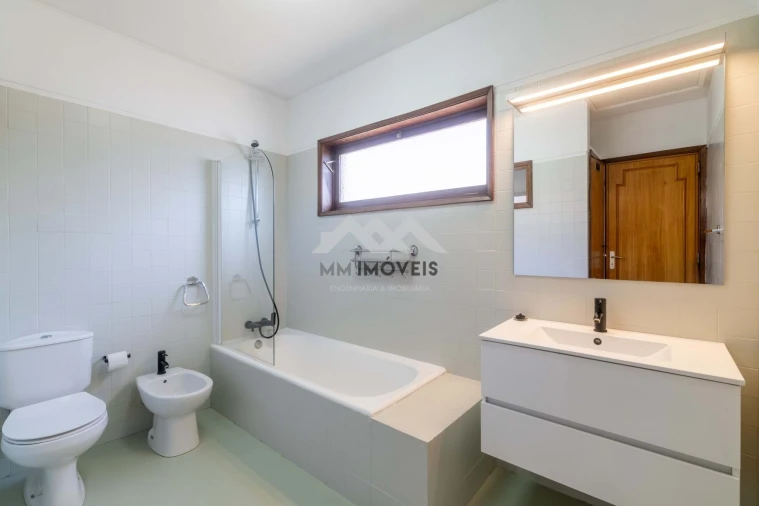 Moradia T6 para Arrendamento em Lordelo do Ouro e Massarelos Foto 41