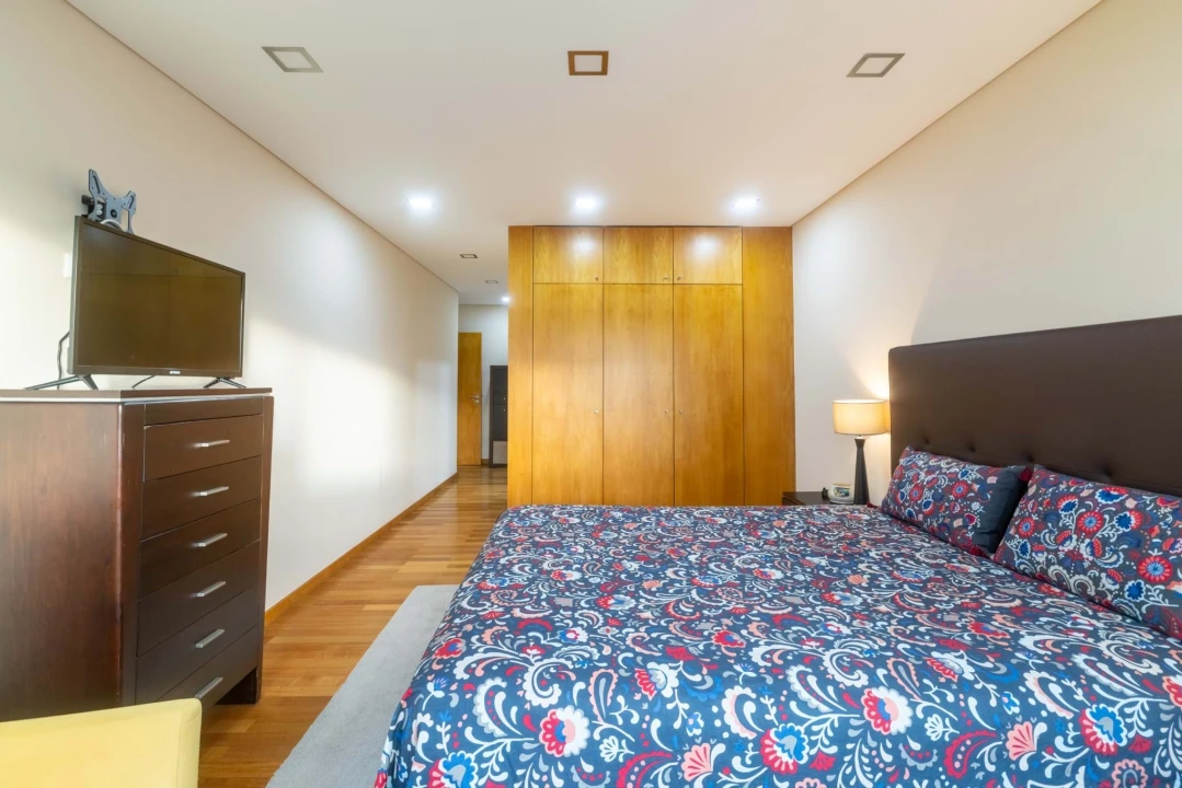 Apartamento T4 para Venda em Castêlo da Maia Foto 20