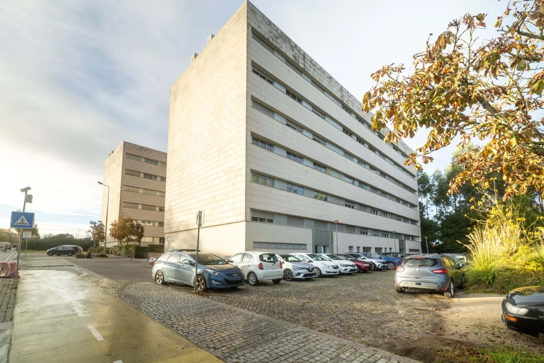 Apartamento T4 para Venda em Castêlo da Maia Foto 36