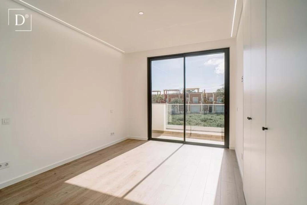 Moradia T3 para Venda em Olhão Foto 18