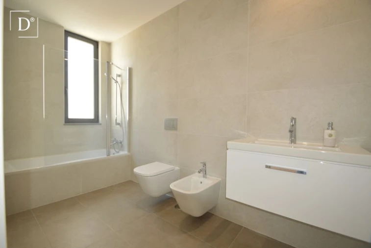 Moradia T3 para Venda em Olhão Foto 8