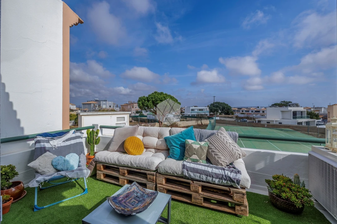 Moradia T3 para Venda em Armação de Pera Foto 18