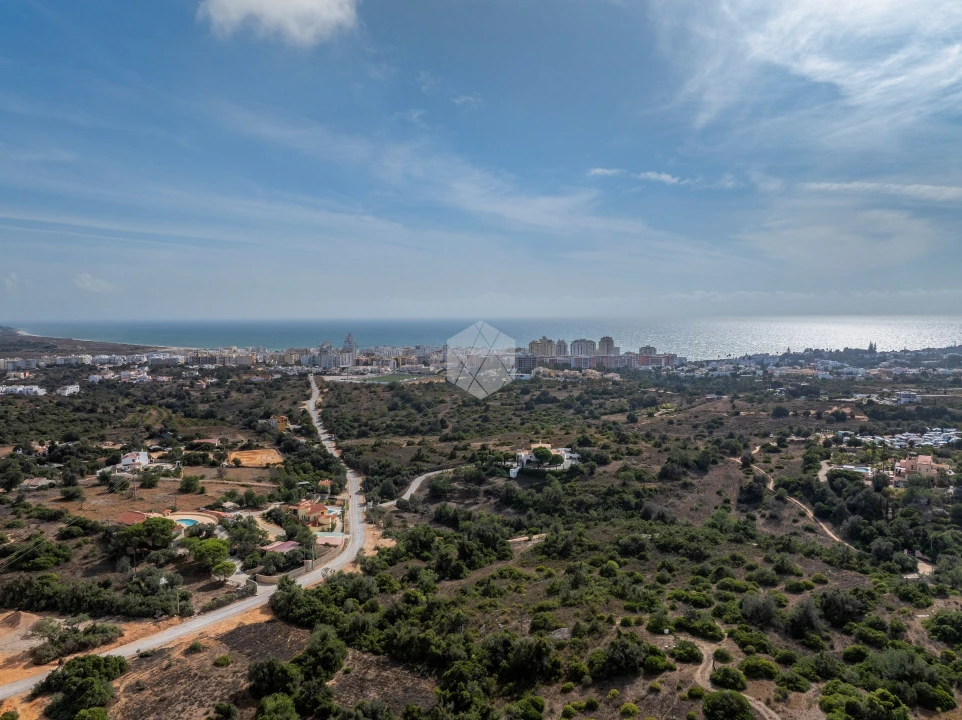 Moradia T3 para Venda em Armação de Pera Foto 34