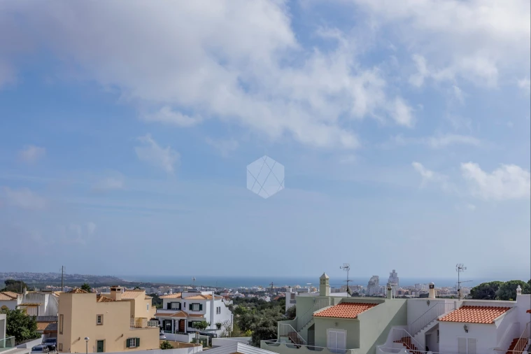 Moradia T3 para Venda em Armação de Pera Foto 28