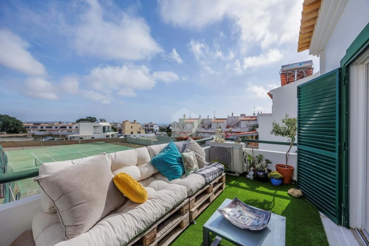 Moradia T3 para Venda em Armação de Pera Foto 19