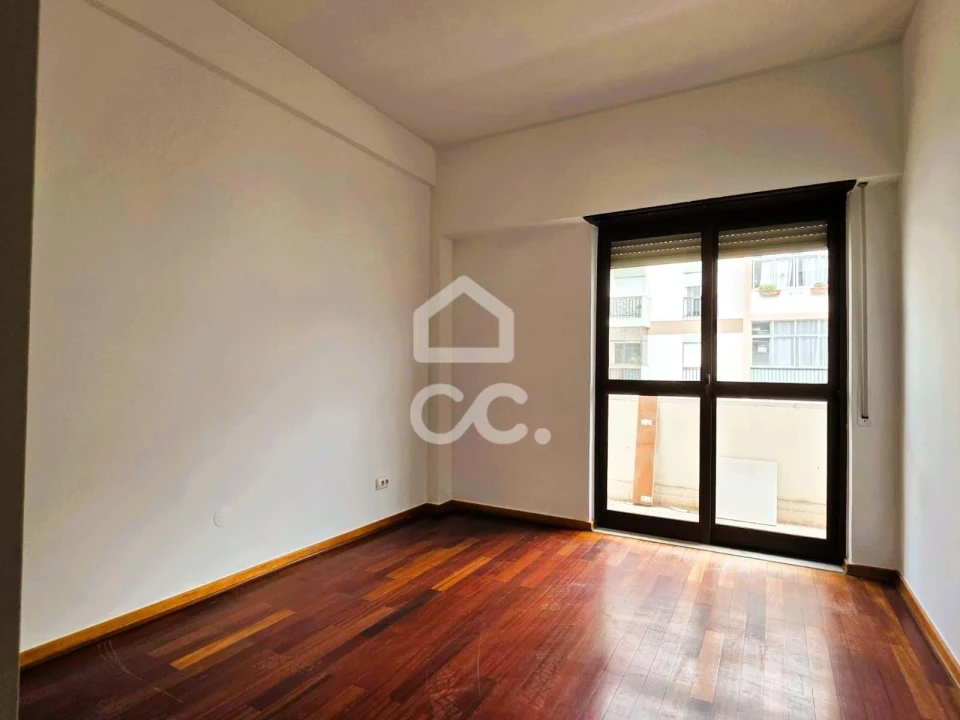 Apartamento T3 para Arrendamento em União das Freguesias de Setúbal Foto 20