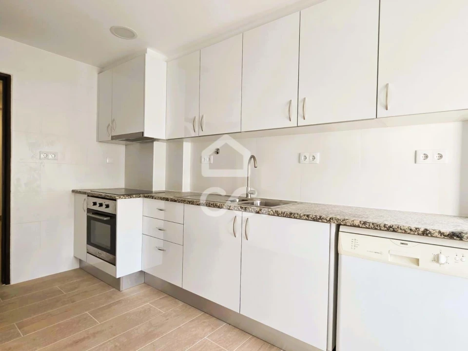 Apartamento T3 para Arrendamento em União das Freguesias de Setúbal Foto 3