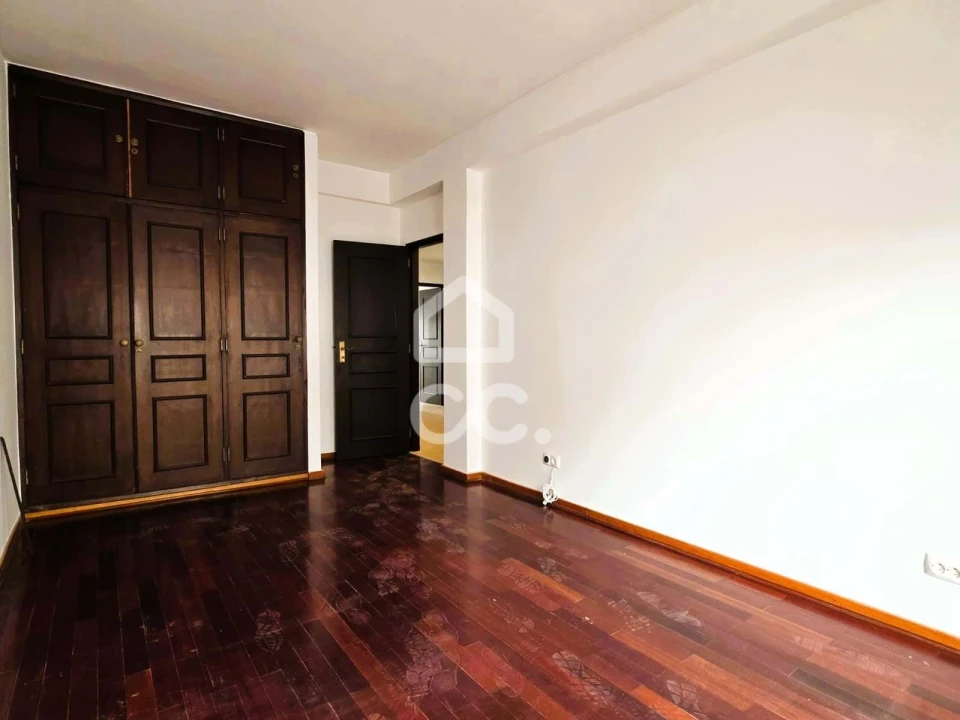 Apartamento T3 para Arrendamento em União das Freguesias de Setúbal Foto 16