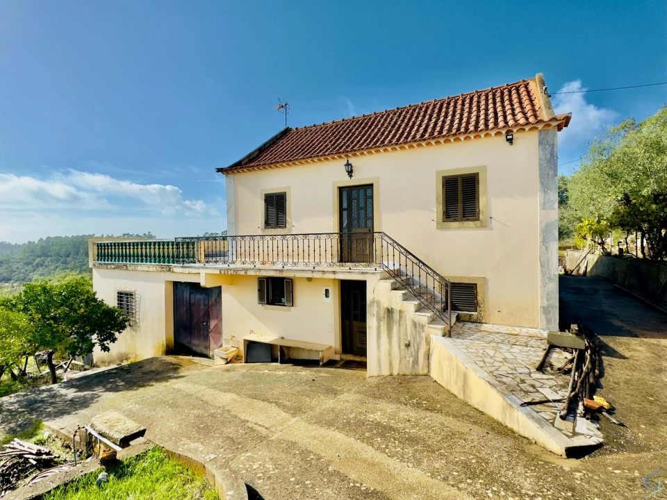 Moradia T3 para Venda em Além da Ribeira e Pedreira Foto 1