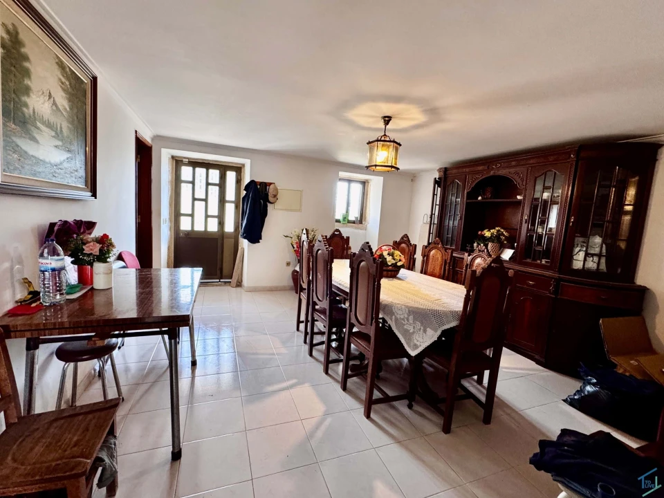 Moradia T3 para Venda em Além da Ribeira e Pedreira Foto 13