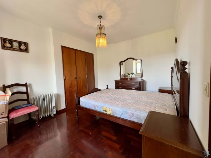 Moradia T3 para Venda em Além da Ribeira e Pedreira Foto 7