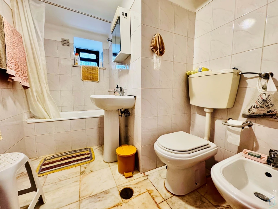 Moradia T3 para Venda em Além da Ribeira e Pedreira Foto 11