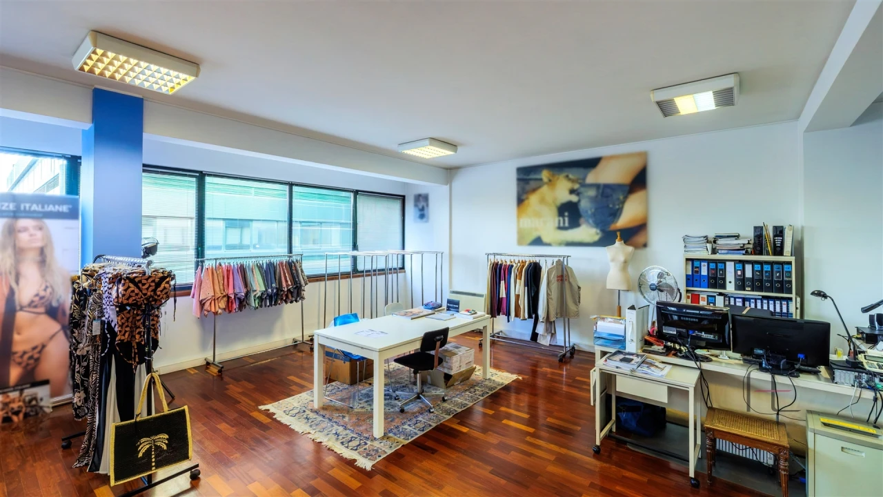 Escritório para Arrendamento em Ramalde Foto 13