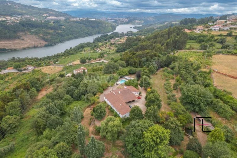 Moradia T6 para Venda em Boelhe