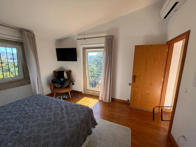 Moradia T6 para Venda em Boelhe Foto 17