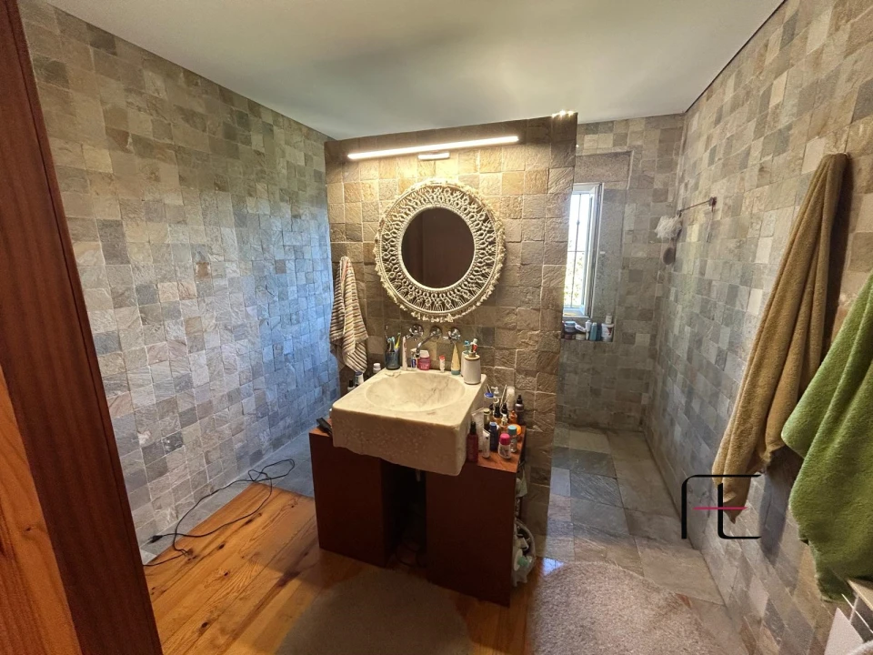 Moradia T6 para Venda em Boelhe Foto 14