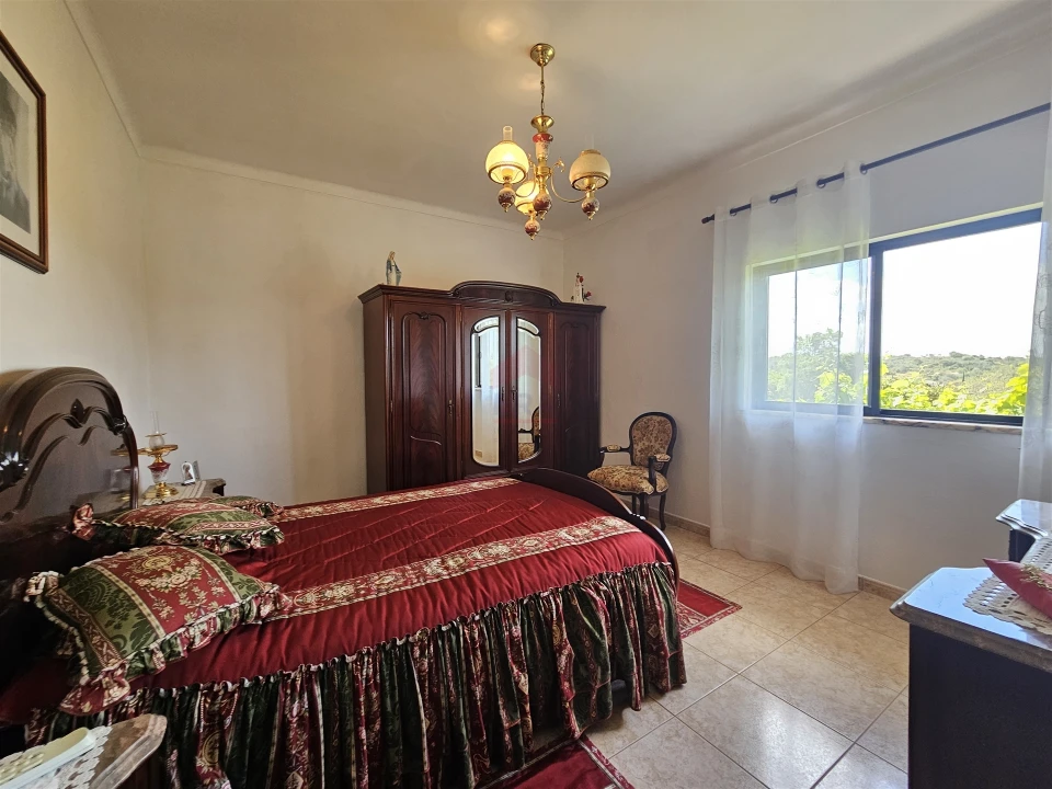 Moradia T0 para Venda em Santa Barbara de Nexe Foto 17