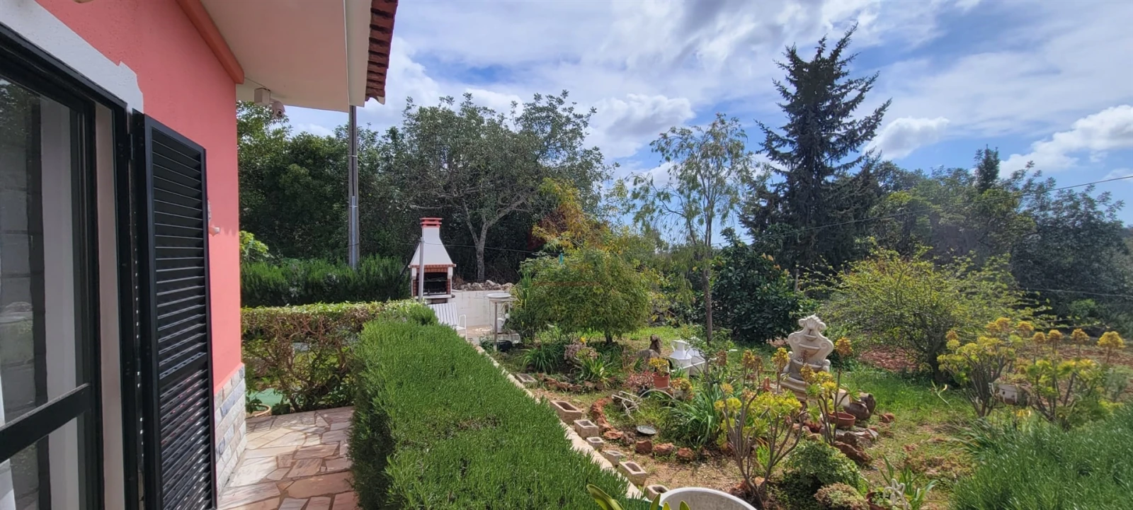 Moradia T0 para Venda em Santa Barbara de Nexe Foto 2