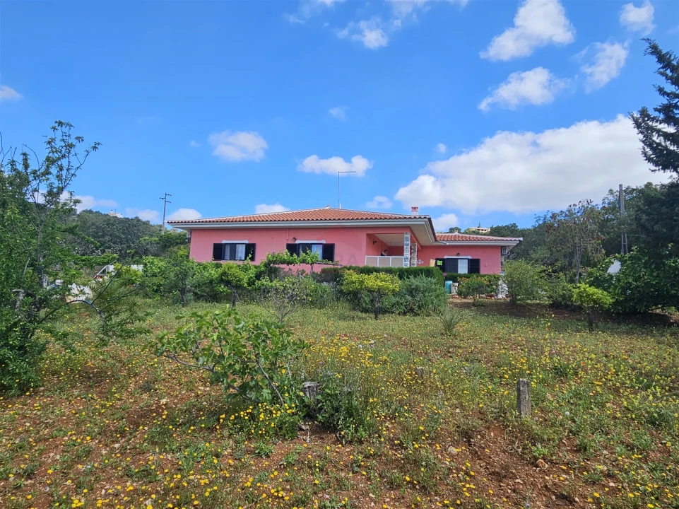 Moradia T0 para Venda em Santa Barbara de Nexe Foto 29