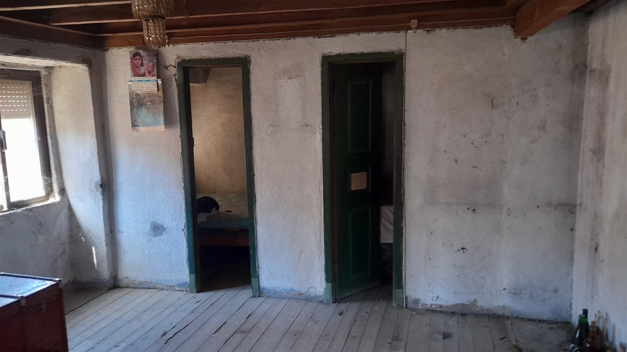 Moradia T2 para Venda em Orvalho Foto 6