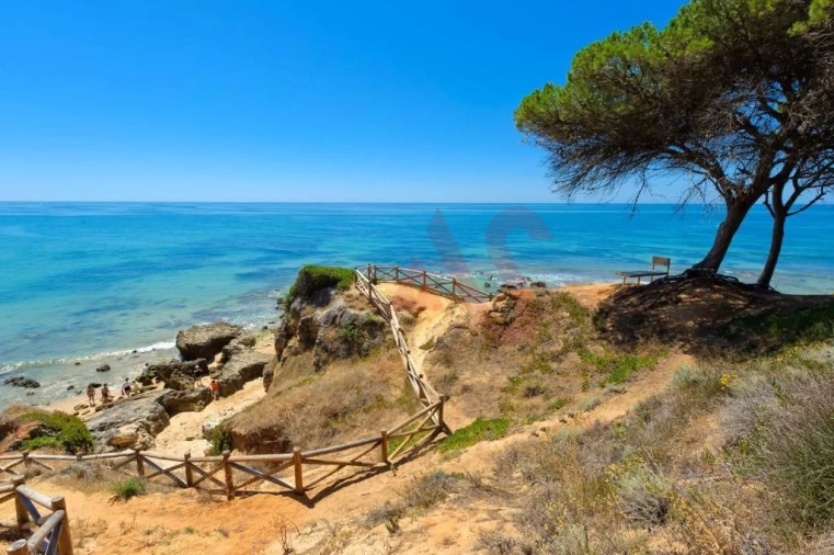 Apartamento T1 para Venda em Albufeira e Olhos de Água Foto 11