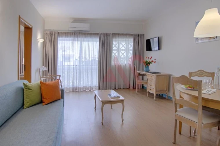 Apartamento T1 para Venda em Albufeira e Olhos de Água Foto 3