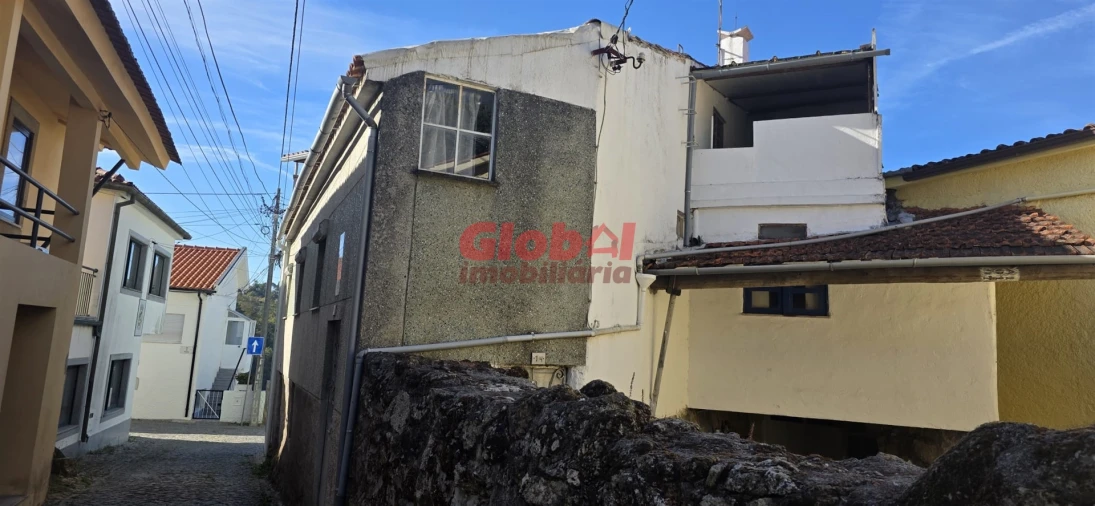 Moradia T3 para Venda em Viseu Foto 2
