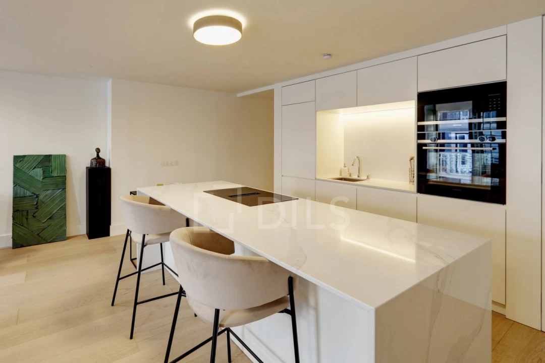 Apartamento T2 para Venda em Santo António Foto 5