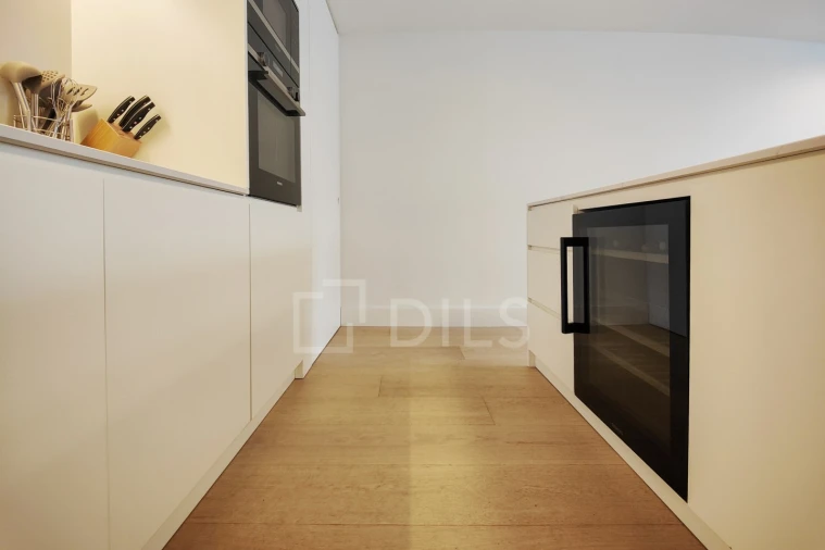 Apartamento T2 para Venda em Santo António Foto 20