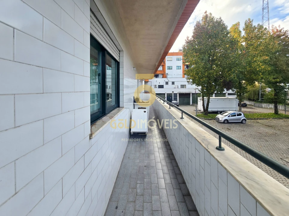 Apartamento T3 para Venda em Lourosa Foto 22