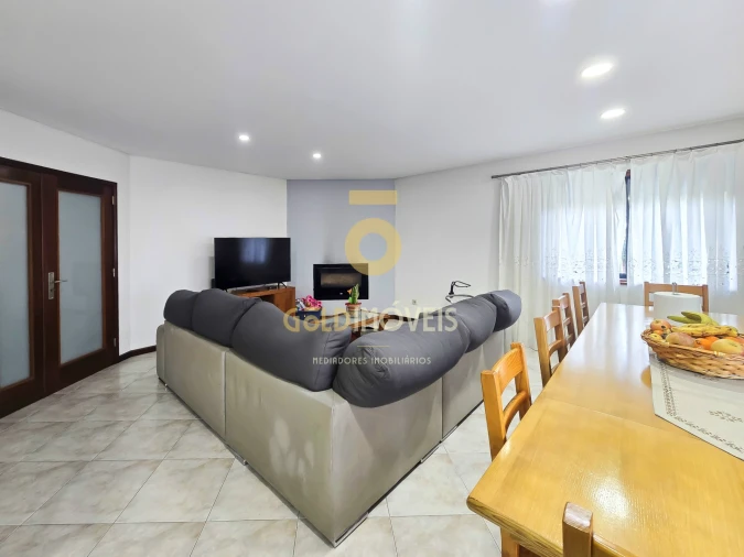 Apartamento T3 para Venda em Lourosa Foto 4