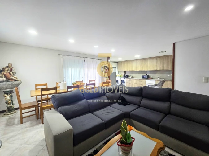 Apartamento T3 para Venda em Lourosa Foto 7