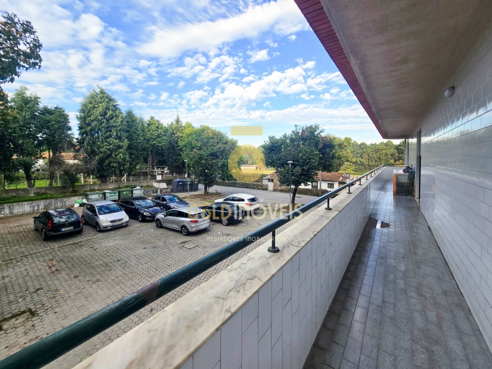 Apartamento T3 para Venda em Lourosa Foto 25