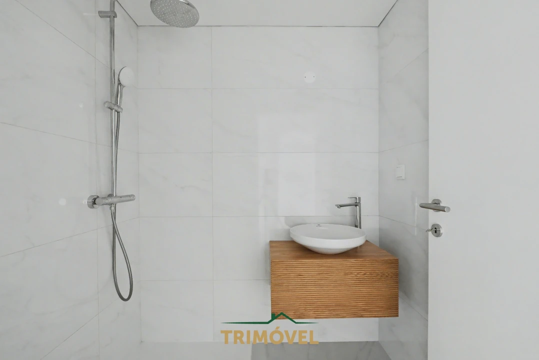 Apartamento T2 para Venda em O. Azeméis, Riba-Ul, Ul, Macinhata Seixa, Madail Foto 12