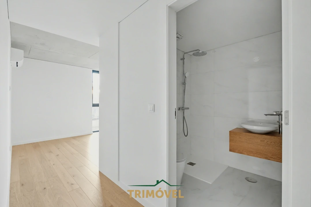 Apartamento T2 para Venda em O. Azeméis, Riba-Ul, Ul, Macinhata Seixa, Madail Foto 11