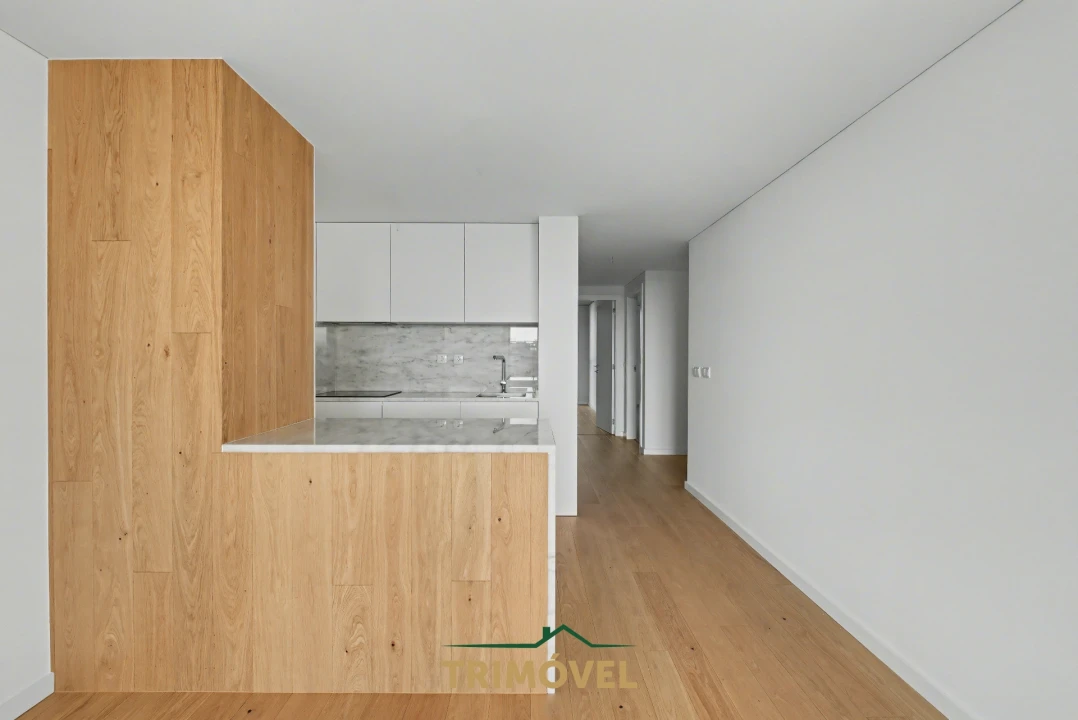 Apartamento T2 para Venda em O. Azeméis, Riba-Ul, Ul, Macinhata Seixa, Madail Foto 1