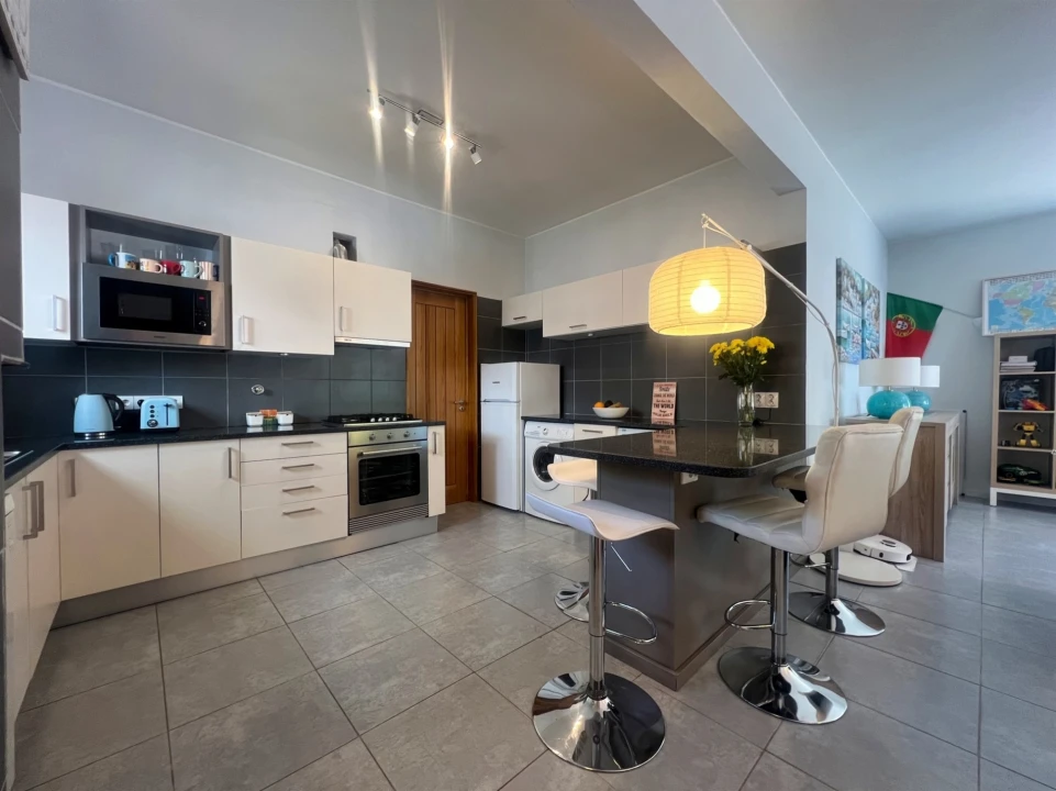 Apartamento T3 para Venda em Quarteira Foto 16