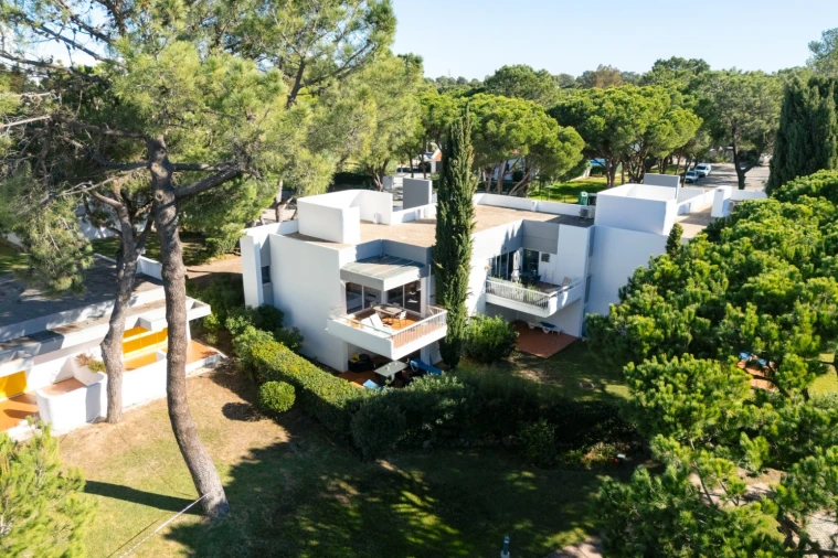 Apartamento T3 para Venda em Quarteira Foto 43