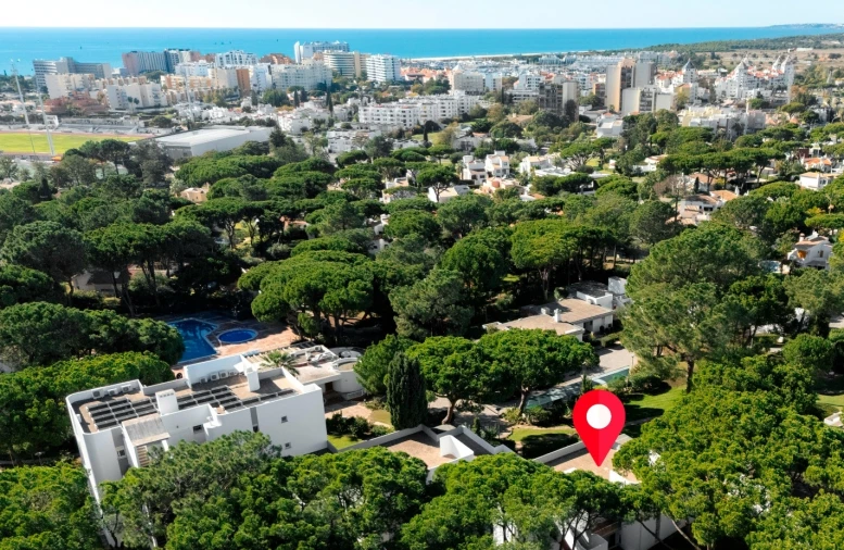 Apartamento T3 para Venda em Quarteira Foto 42