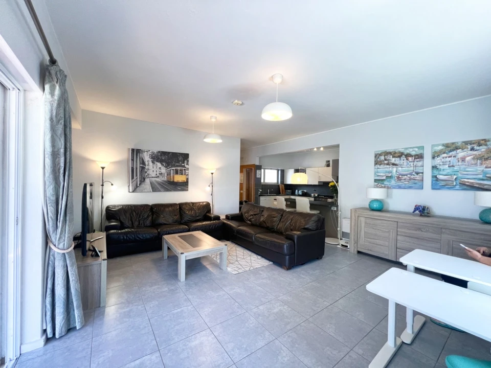 Apartamento T3 para Venda em Quarteira Foto 12