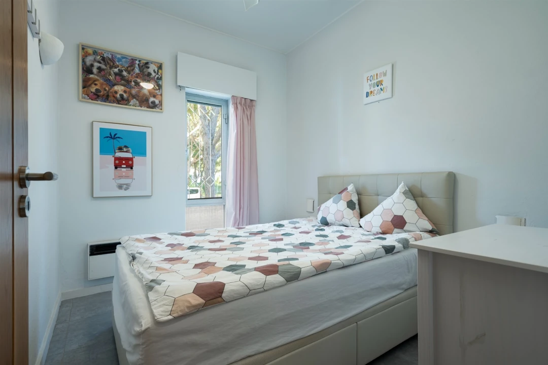 Apartamento T3 para Venda em Quarteira Foto 32