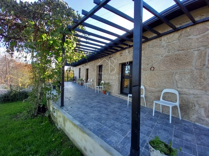 Moradia T3 para Venda em Sabariz Foto 5