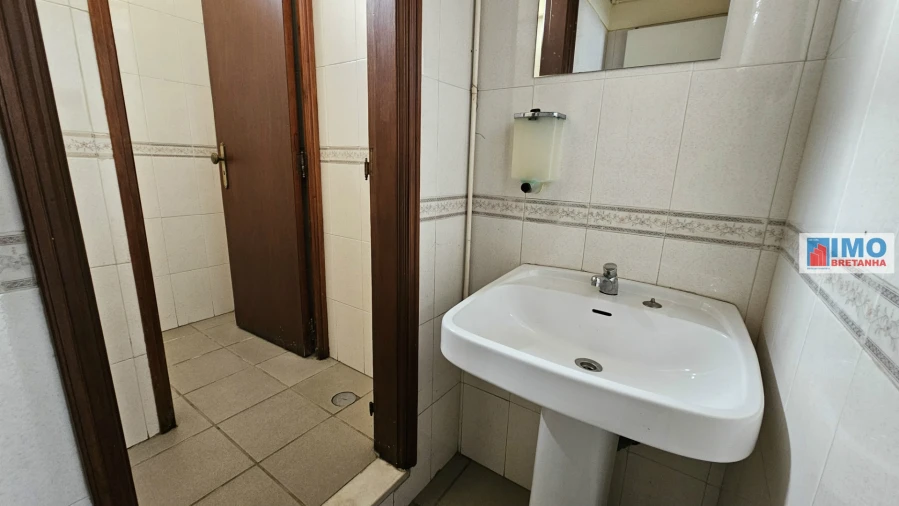 Negócio para Venda em Castelo Branco Foto 10