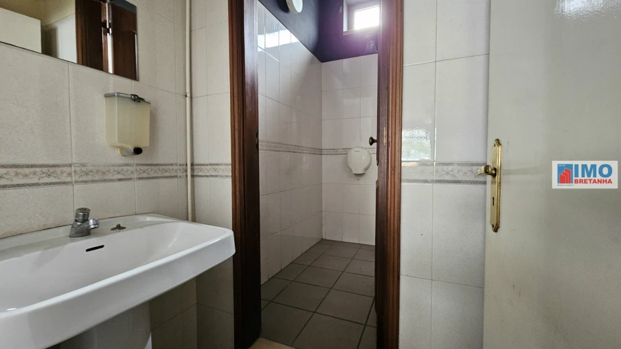 Negócio para Venda em Castelo Branco Foto 8