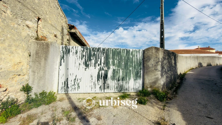 Moradia T10 para Venda em Samuel